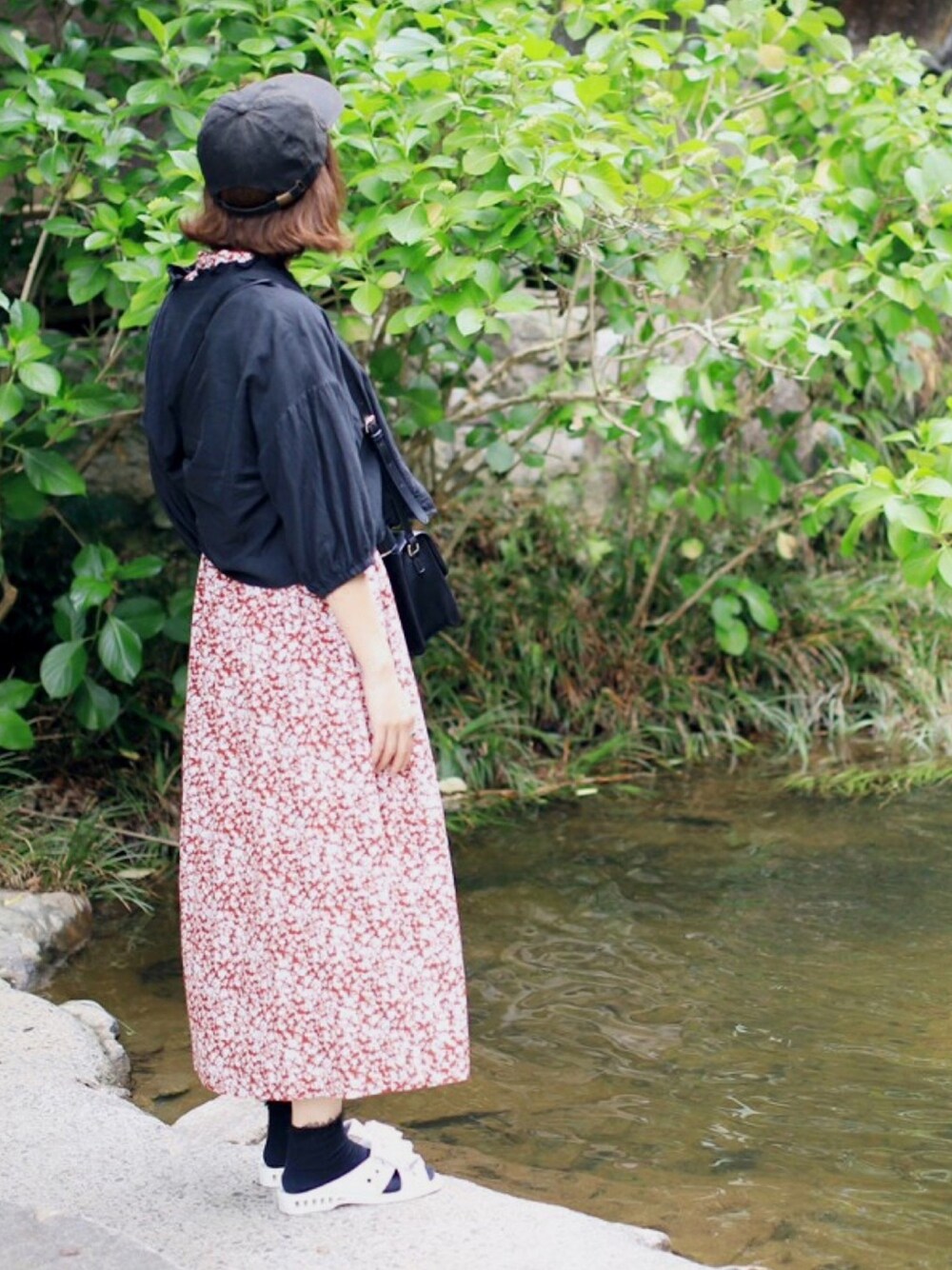 「夏、ラクチンコーデ、ワンピース、ベンサン、お洒落さんとつながりたい」｜「LOWRYS FARMのカイキンシャツワンピ／ＳＳ　834633（ワンピース、レッド系）」を使った、めりこさん（レディース・165cm）の夏コーディネートの1枚目の写真