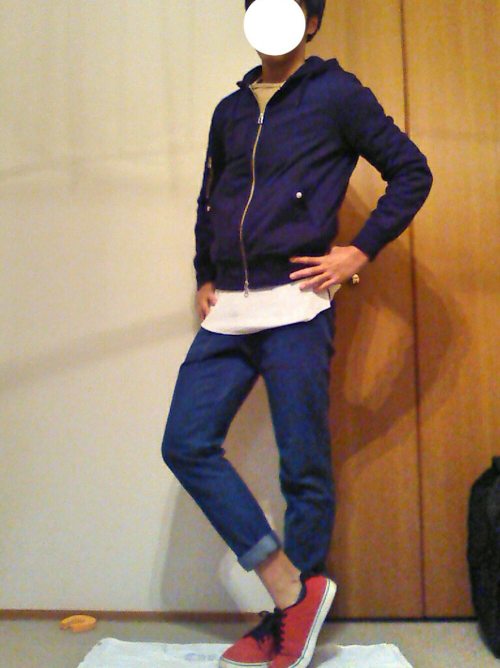 「SEVENDAYS=SUNDAYのアイテム（デニムパンツ、ブルー系）」を使った、hinataさん（メンズ・173cm）の冬コーディネートの1枚目の写真