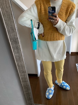 「黄色コーデ」｜「アイテム（その他）」を使った、GURUさん（レディース・158cm）の冬コーディネート