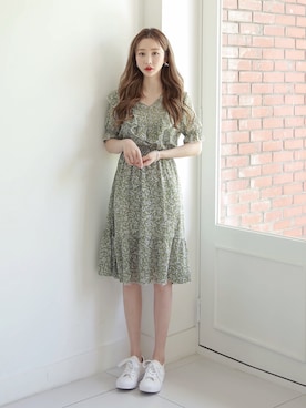 「アイテム（ワンピース/ドレス、グリーン系）」を使った、envylookさん（レディース・165cm）の春コーディネート