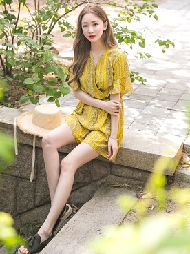 「アイテム（サロペット/オーバーオール、イエロー系）」を使った、envylookさん（レディース・165cm）の春コーディネート