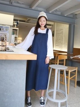 「長袖Tシャツ」｜「アイテム（サロペット/オーバーオール）」を使った、envylookさん（レディース・165cm）の夏コーディネート