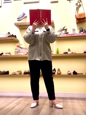 「アイテム（パンプス、グレー系）」を使った、WA ORientalTRaffic レイクタウン店さん（レディース・164cm）の春コーディネート