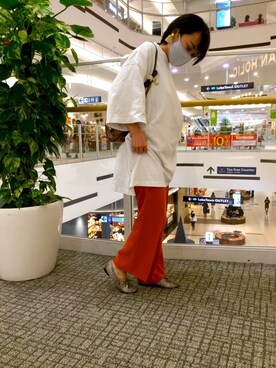 「JEANASIS（ジーナシス）のBIGスリットTEE/884386（Tシャツ/カットソー）」を使った、WA ORientalTRaffic レイクタウン店さん（レディース・151cm）の秋コーディネート