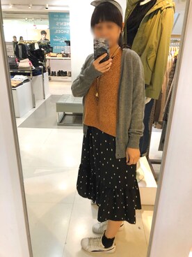 「NET（ネット）のアイテム（ノーカラージャケット）」を使った、Claire Tsaiさん（レディース・163cm）の冬コーディネート