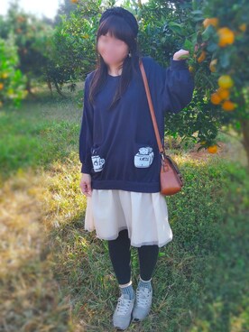 「ドレスシューズ」｜「アイテム（スニーカー）」を使った、Claire Tsaiさん（レディース・163cm）の冬コーディネート