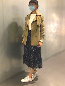 「通勤穿搭」｜「アイテム（トレンチコート）」を使った、Claire Tsaiさん（レディース・173cm）の秋コーディネート