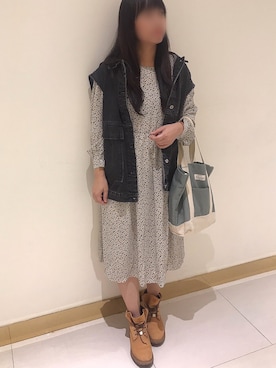 「日系极简」｜「アイテム（ブーツ）」を使った、Claire Tsaiさん（レディース・163cm）の冬コーディネート