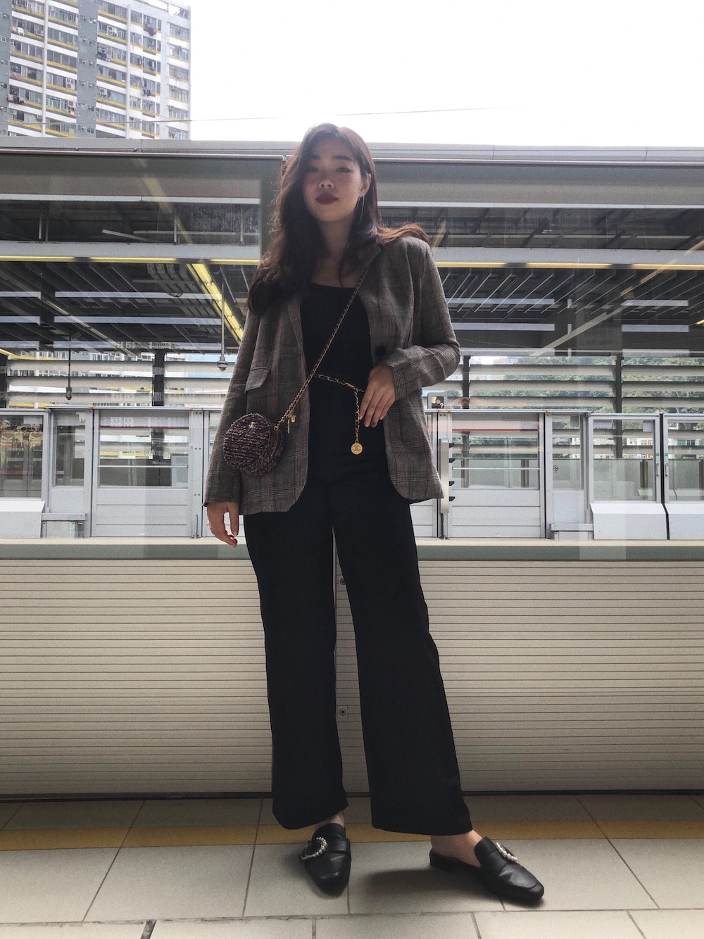 夏のコーデにぴったり【CHANEL】チェーンベルト ファッショニスタに学ぶ！CHANELのチェーンベルトアレンジ術