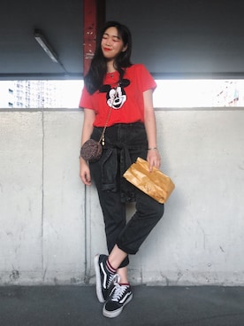 「red」｜「アイテム（その他）」を使った、louiekwanさん（レディース・168cm）の冬コーディネート