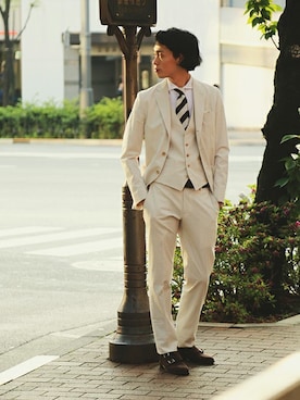 「EDIFICE（エディフィス）のアイテム（テーラードジャケット）」を使った、NUMAさん（メンズ・178cm）の春コーディネート
