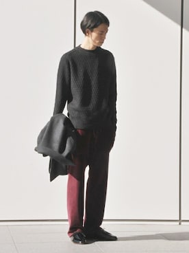 「クルーネックニット」｜「アイテム（ブルゾン）」を使った、NUMAさん（メンズ・178cm）の秋コーディネート
