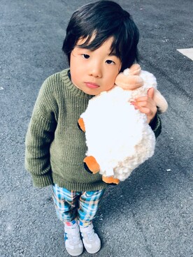 「PETIT BATEAU（プチバトー）のアイテム（スラックス）」を使った、Angeldengさん（キッズ・100cm）の冬コーディネート