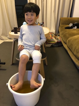 「Familiar （ファミリア）のアイテム（パンツ）」を使った、Angeldengさん（キッズ・110cm）の春コーディネート