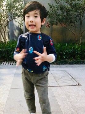 「Paul Smith（ポールスミス）のアイテム（トップス、ブルー系）」を使った、Angeldengさん（キッズ）の春コーディネート
