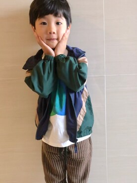 「petit main（プティマイン）のアイテム（ジャケット/アウター、グリーン系）」を使った、Angeldengさん（キッズ）の夏コーディネート
