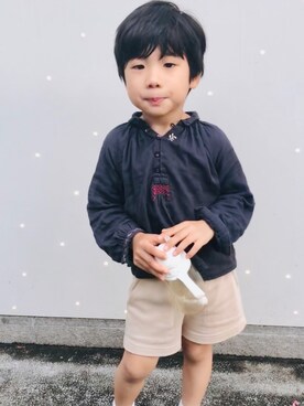 「PETIT BATEAU（プチバトー）のアイテム（シャツ/ブラウス、ブラック系）」を使った、Angeldengさん（キッズ）の夏コーディネート