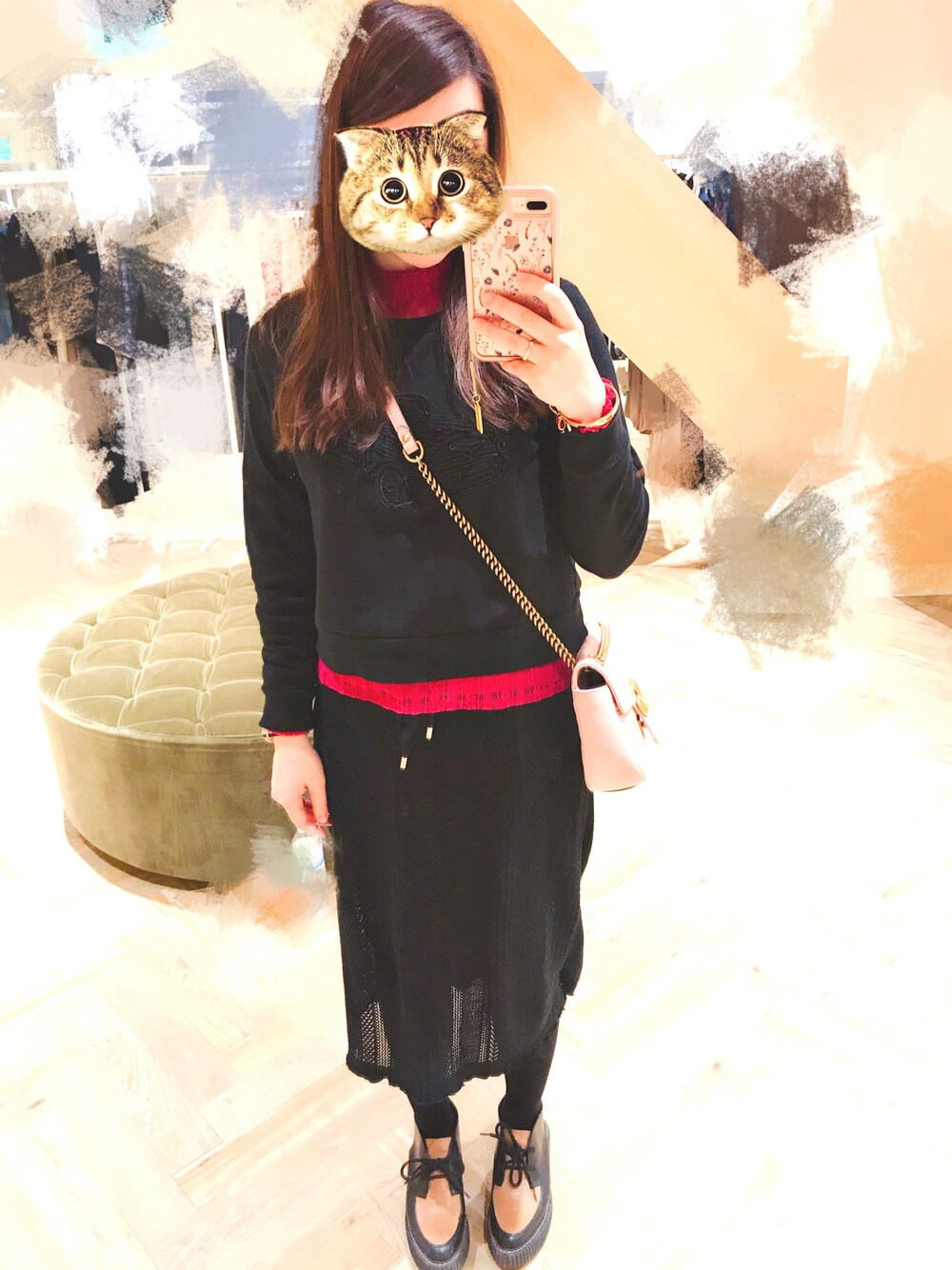 「LOWRYS FARMのアイテム（トップス、ブラック系）」を使った、erikachiaさん（レディース・157cm）の春コーディネートの1枚目の写真