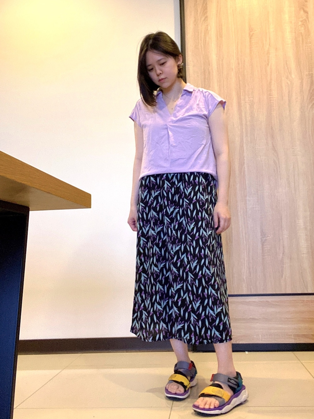 「purple」｜「BAYFLOWのアイテム（シャツ/ブラウス、パープル系）」を使った、erikachiaさん（レディース・157cm）の夏コーディネートの1枚目の写真