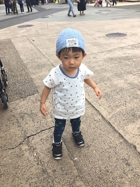 「1歳半」｜「アイテム（ニットキャップ/ビーニー）」を使った、®️さん（キッズ・80cm）の秋コーディネート