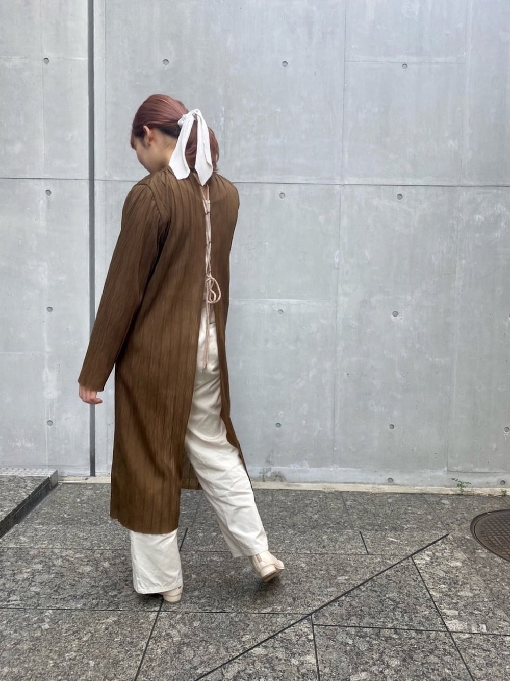 「秋服、大人カジュアル、ブラウンコーデ、レイヤードスタイル、プリーツ、リボン、ワンピース」｜「PUBLIC TOKYOのアイテム（チュニック、ブラウン系）」を使った、ᙢᓰᖺᗝさん（レディース・159cm）の秋コーディネートの1枚目の写真
