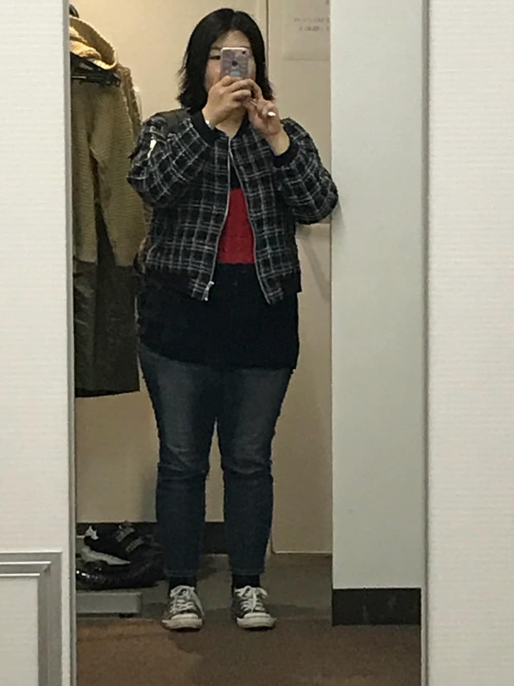 「プラスサイズ」｜「Availのアイテム（その他アウター、ブルー系）」を使った、流石さん（レディース・159cm）の秋コーディネートの1枚目の写真