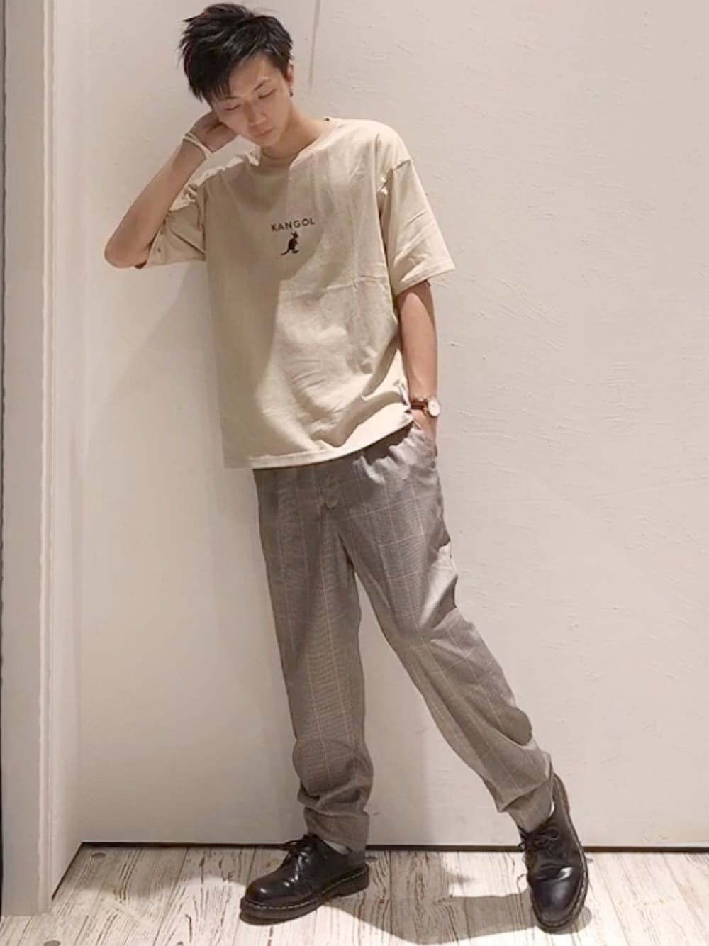 「プチプラ、ゆるコーデ、オーバーサイズ、ビッグシルエット、ビッグT、ベージュ、KANGOL、チェック、カジュアル、夏コーデ」｜「KANGOLの∴WEGO/KANGOL別注プリントTシャツ（Tシャツ/カットソー、ベージュ系）」を使った、seiさん（メンズ・180cm）の夏コーディネートの1枚目の写真