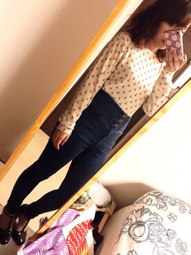 「LILY BROWN（リリーブラウン）のシンプルスキニーパンツ（その他パンツ）」を使った、eさん（レディース・155cm）の夏コーディネート