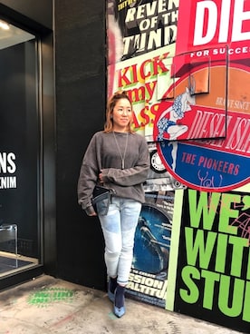 「DIESEL（ディーゼル）のアイテム（クラッチバッグ）」を使った、NAKAJIMAさん（レディース・155cm）の冬コーディネート