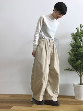 「タートル」｜「アイテム（その他シューズ）」を使った、riko.さん（レディース・162cm）の秋コーディネート