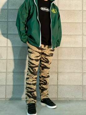 「666（シックスシックスシックス）のアイテム（パンツ）」を使った、zerotimesさん（メンズ・168cm）の冬コーディネート