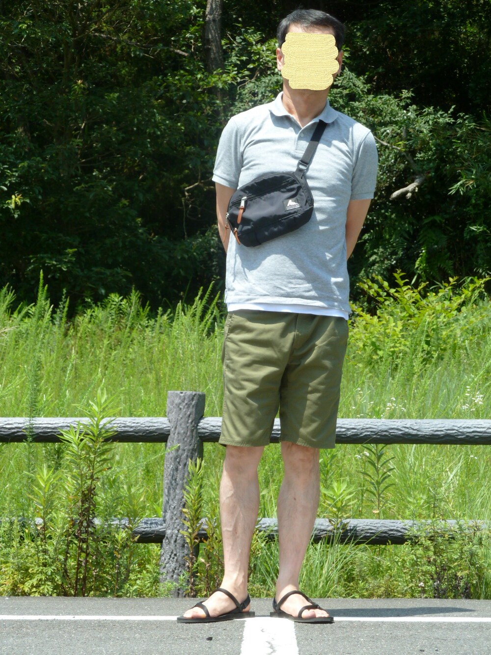 「UNIQLOのアイテム（ポロシャツ、ブルー系）」を使った、ひろさん（メンズ・181cm）の夏コーディネートの1枚目の写真
