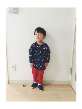 「Acne Studios（アクネストゥディオズ）のアイテム（スウェット）」を使った、Rintaroさん（キッズ・90cm）の冬コーディネート