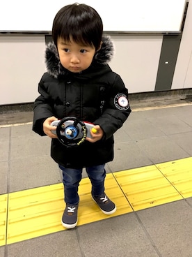 「ミッキーマウス」｜「アイテム（ジャケット/アウター）」を使った、chanさん（キッズ・90cm）の冬コーディネート