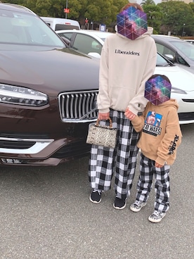「親子でおそろい」｜「アイテム（その他）」を使った、meeeee..sさん（レディース・171cm）の冬コーディネート