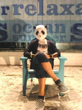 「アイテム（スリッポン、その他）」を使った、うたぱんさん（メンズ・176cm）の秋コーディネート