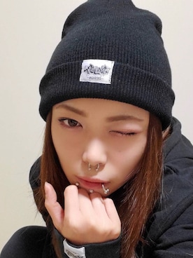 「PLAYERのアイテム（ニットキャップ/ビーニー、ブラック系）」を使った、PLAYERさん（メンズ）の冬コーディネート