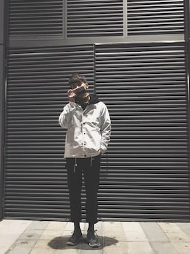 「ROARINGWILDのアイテム（パンツ）」を使った、UuuuUi®さん（メンズ・174cm）の冬コーディネート