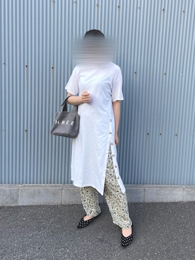 「THREE（スリー）のアイテム」を使った、emu.さん（レディース・168cm）の夏コーディネート