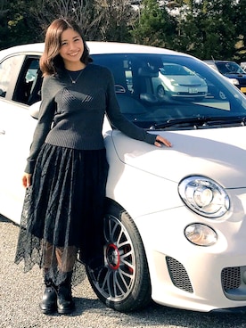 安枝瞳さんのコーディネート