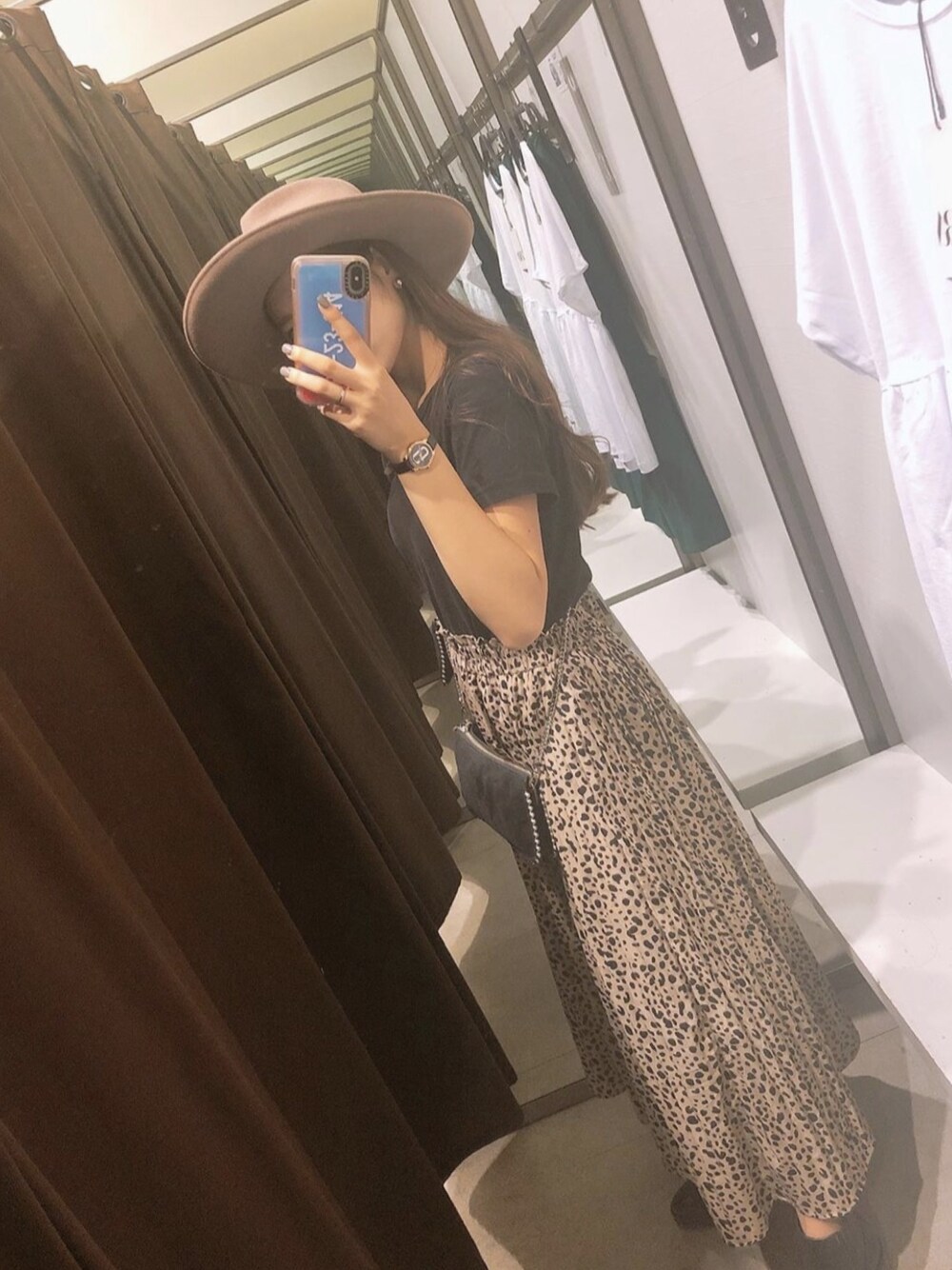 「秋のコーデ、ハット」｜「JETのアイテム（ハット、ベージュ系）」を使った、KAEDEさん（レディース・158cm）の秋コーディネートの1枚目の写真