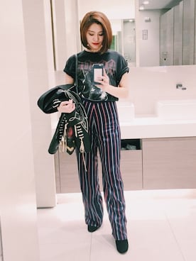 LENA HENZAさんのコーディネート