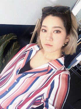 「tiit（ティート）のアイテム」を使った、LENA HENZAさん（レディース・161cm）の春コーディネート