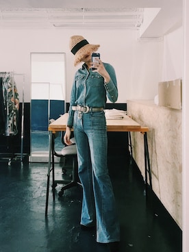 LENA HENZAさんのコーディネート