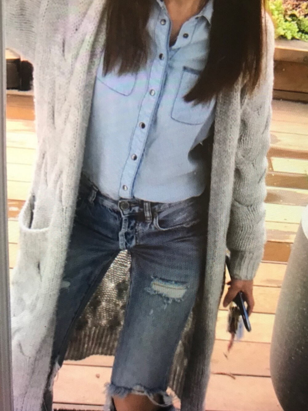 「Forever Newのアイテム（Tシャツ/カットソー、ブルー系）」を使った、charlieさん（レディース・163cm）の春コーディネートの1枚目の写真
