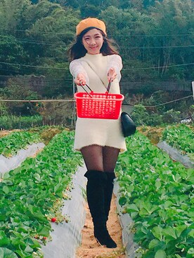 「yellow（イエロー）のアイテム（帽子）」を使った、王Vさん（レディース・158cm）の春コーディネート