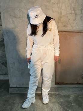 「アイテム（帽子）」を使った、ひなさん（レディース・163cm・10代）の春コーディネート