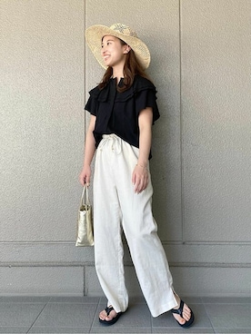 「リラックスパンツ」｜「アイテム（帽子）」を使った、SLOBE IENA（STAFF）さん（レディース・154cm）の夏コーディネート