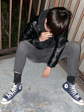 「CONVERSE（コンバース）のCONVERSE ALL STAR 100 COLORS HI（スニーカー、ホワイト系）」を使った、ひろさん（メンズ・174cm）の冬コーディネート