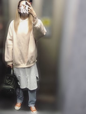 「CONVERSE（コンバース）のCONVERSE コンバース キャンバス オールスター J ハイ / CANVAS ALL STAR J HI (ORANGE) 31301640（スニーカー）」を使った、MM.Øさん（レディース・166cm）の春コーディネート